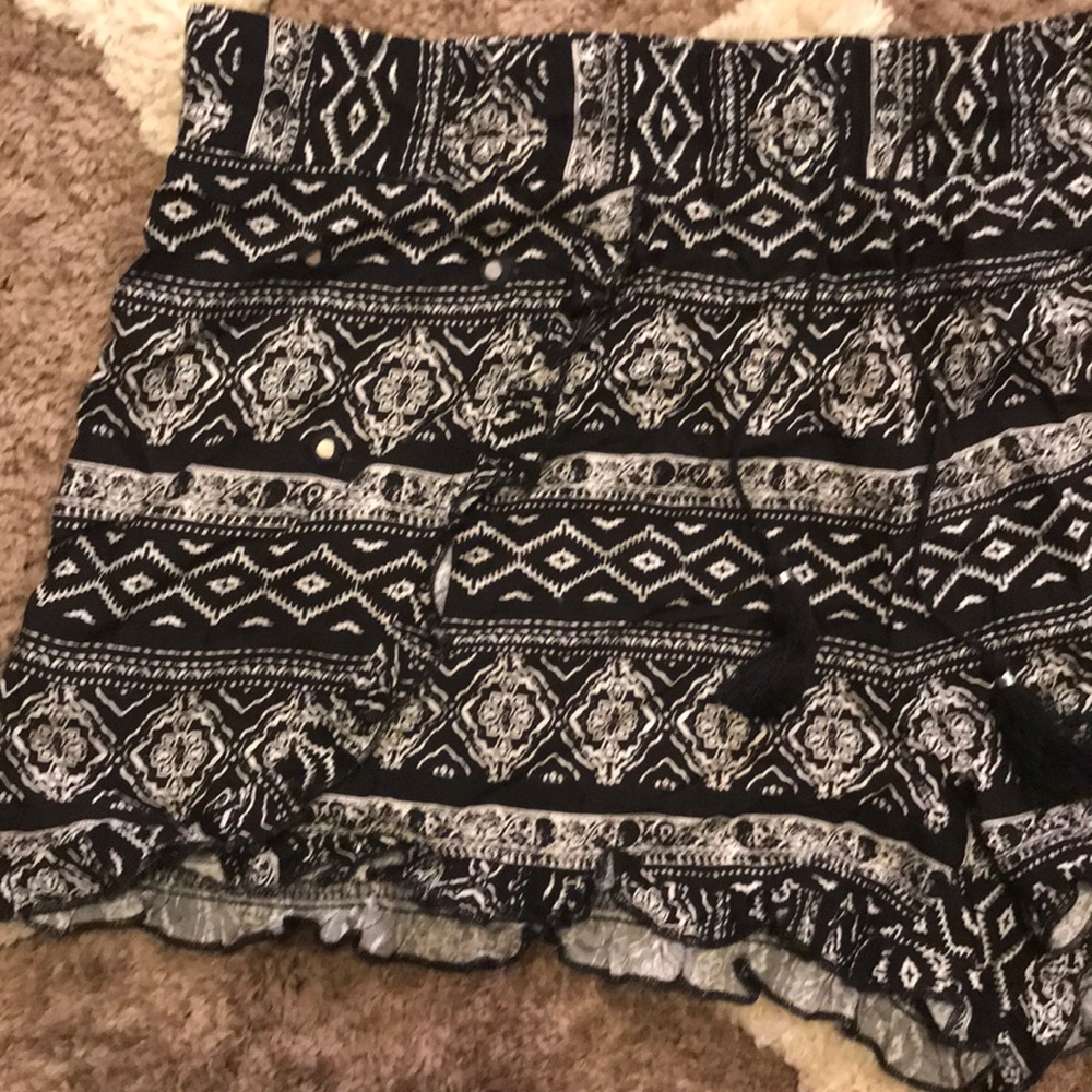 Shorts - Picture 2 of 2